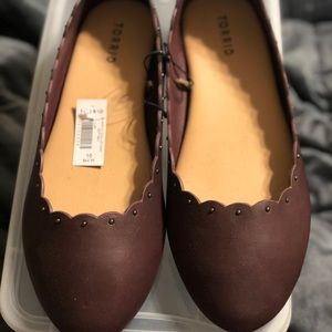 Torrid Merlot Scalloped Edge Flats - NWT